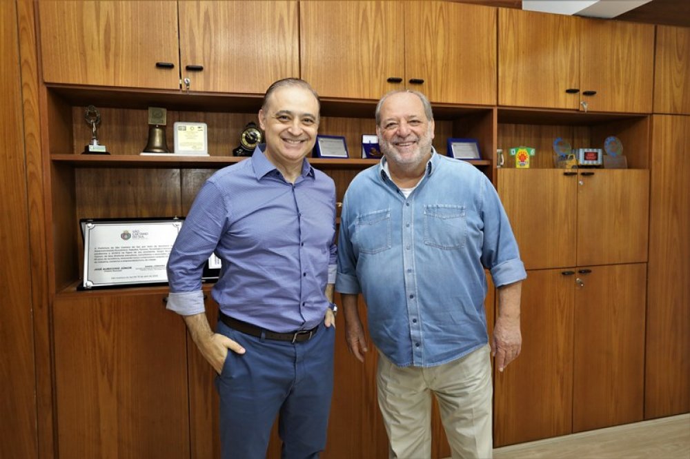 Da esquerda para direita, Sérgio Tannuri, presidente da ACISCS e Paulo Cesar Ferrari, CEO da Octopus respectivamente.